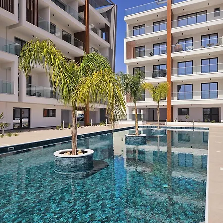New, Modern Studio, Universal Residences Пафос